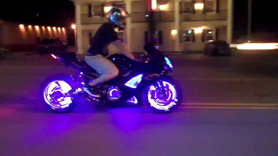 Set 4 LED per ruote con effetto luminoso